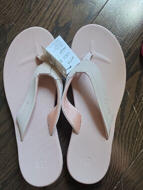 Bench Blush Pink Foam Thong Sandals